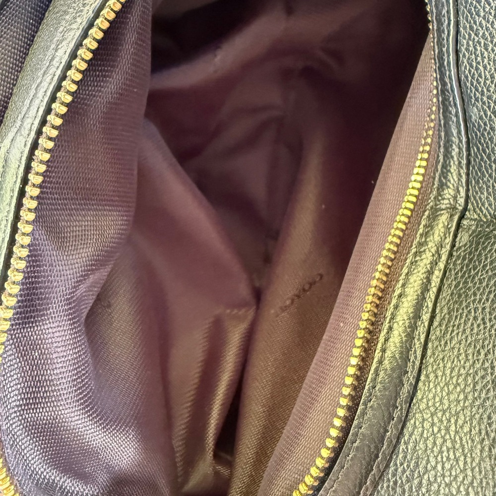 Coach Edie 31 Black Pebbled Leather Hobo Shoulder Bag Gold Logo Large - Picture 9 of 11